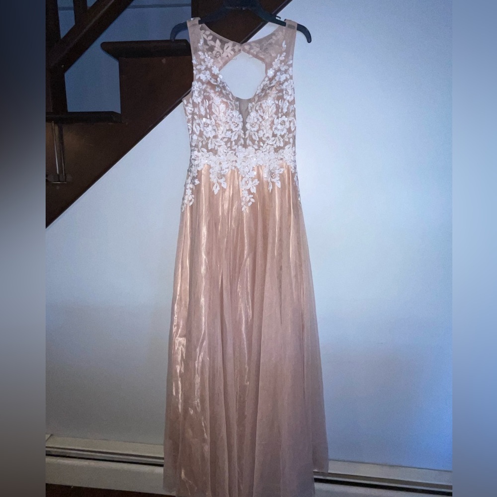 Lulu’s event dress gown beige color size 6 NWT wedding prom gala